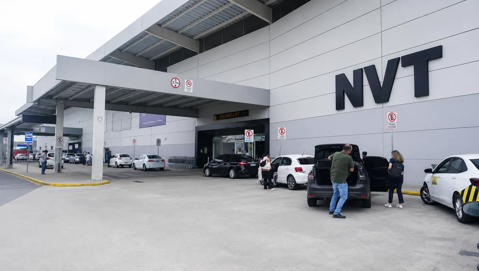 Aeroporto Internacional de Navegantes, principal porta de entrada aérea para Balneário Camboriú.